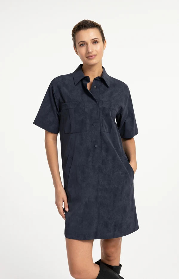 Robe chemise en suédine à manches courtes - Décontractée au toucher velouté