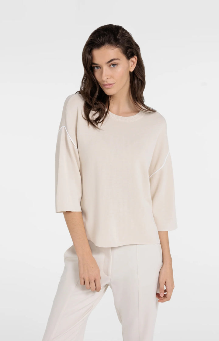 Pull col rond en tricot à coutures contrastées - Coupe décontractée et fluide