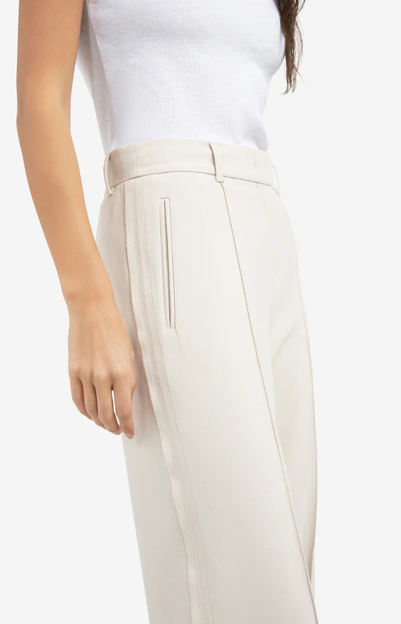 Pantalon large taille haute – Tissu tissé structuré et détails surpiqués